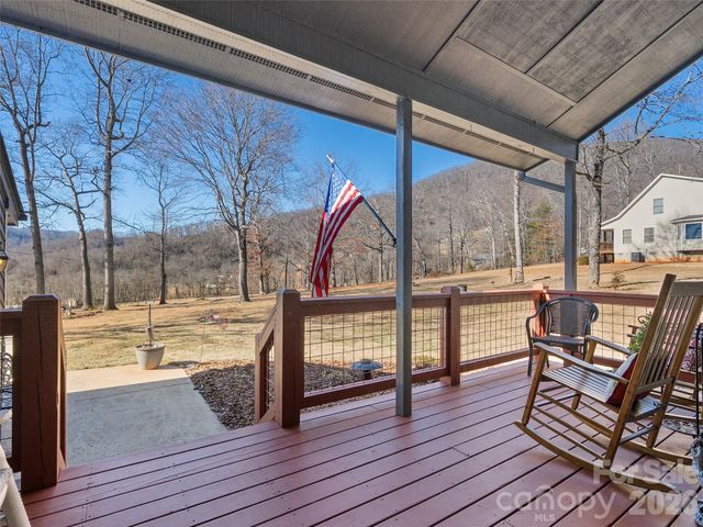 1672 Worley Cove Road, Canton, NC 28716