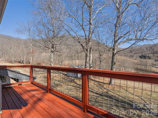 1672 Worley Cove Road, Canton, NC 28716