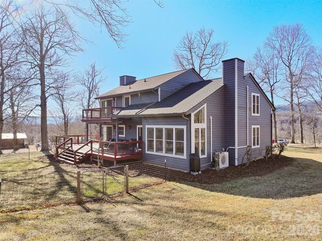 1672 Worley Cove Road, Canton, NC 28716