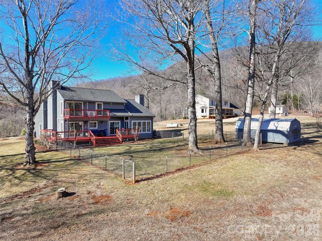 1672 Worley Cove Road, Canton, NC 28716