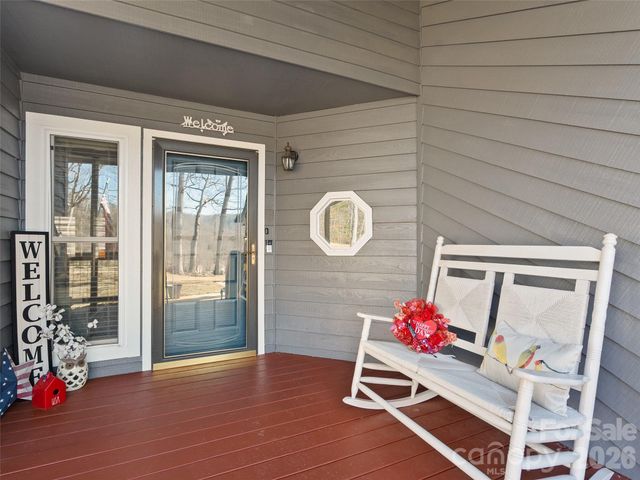 1672 Worley Cove Road, Canton, NC 28716