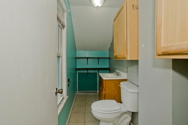 1439 Worcester St, Springfield, MA 01151