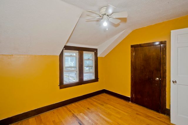 1439 Worcester St, Springfield, MA 01151