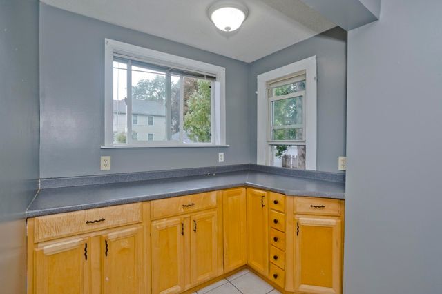 1439 Worcester St, Springfield, MA 01151
