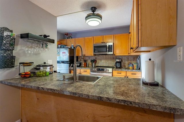 2636 2ND COURT, Palm Harbor, FL 34684