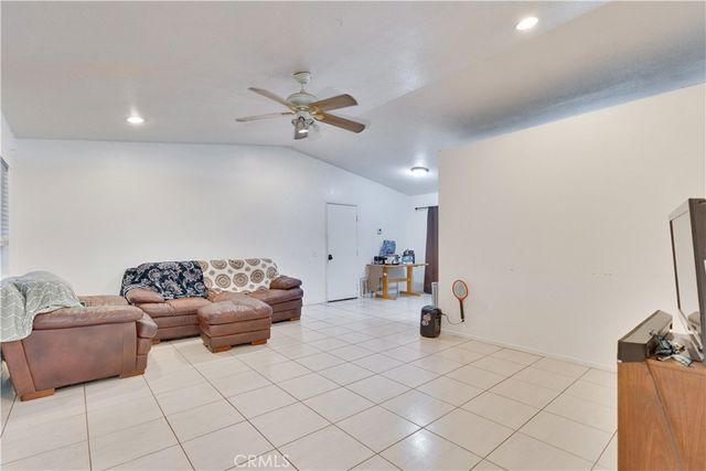 16575 Via Montana, Desert Hot Springs, CA 92240