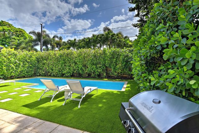 518 NE 13th Avenue, Fort Lauderdale, FL 33301