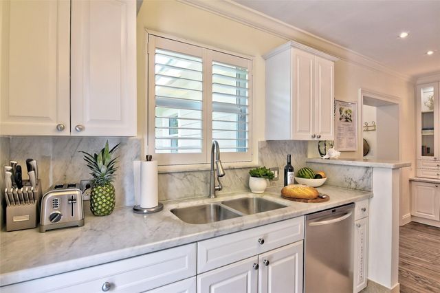 518 NE 13th Avenue, Fort Lauderdale, FL 33301
