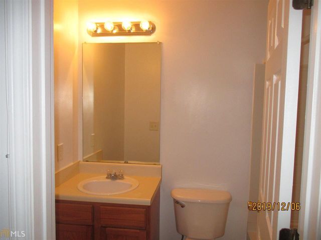 2296 Strathmoor Manor Drive, Lithonia, GA 30058