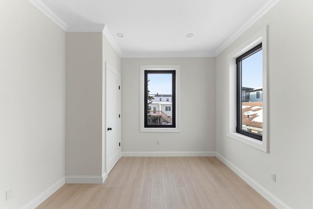 703 3RD ST, Secaucus, NJ 07094