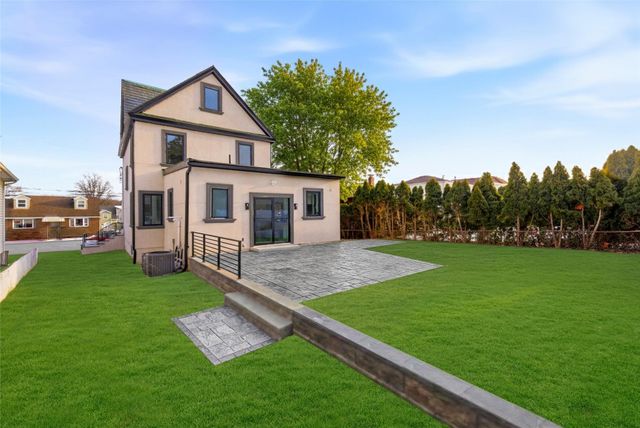 703 3RD ST, Secaucus, NJ 07094