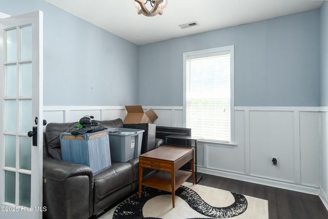 111 Camellia Creek Drive, Richlands, NC 28574
