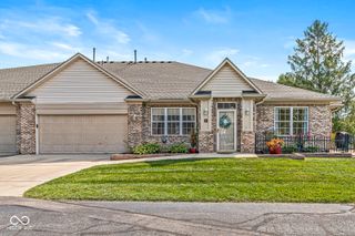 6984 Park Square Drive APT B, Avon, IN 46123