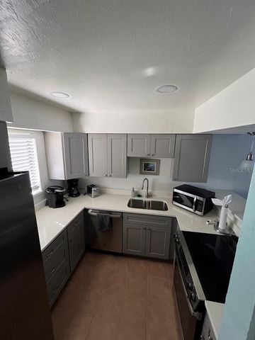 1801 GULF DRIVE N 166, Bradenton Beach, FL 34217