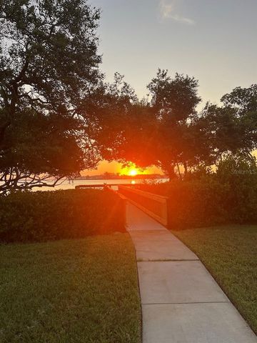 1801 GULF DRIVE N 166, Bradenton Beach, FL 34217