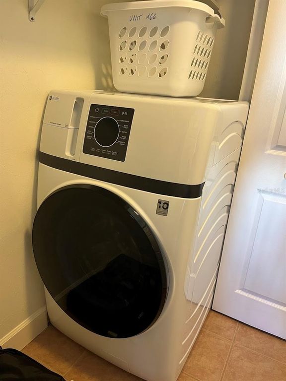 Image 25 of property listing at 1801 GULF DRIVE N 166, Bradenton Beach, FL 34217