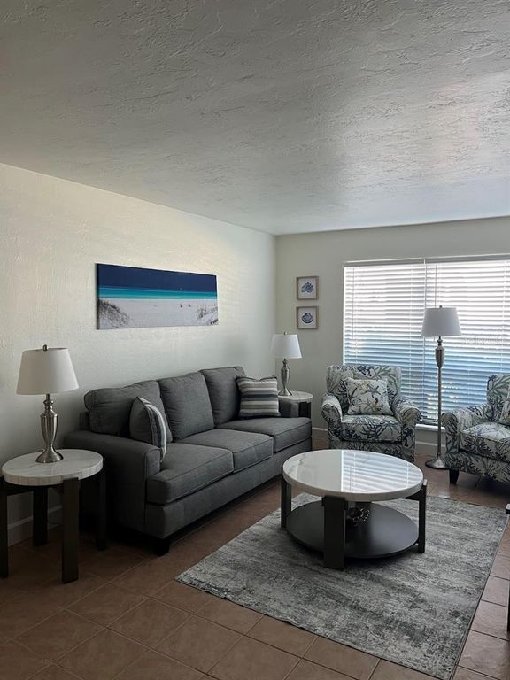 Image 4 of property listing at 1801 GULF DRIVE N 166, Bradenton Beach, FL 34217