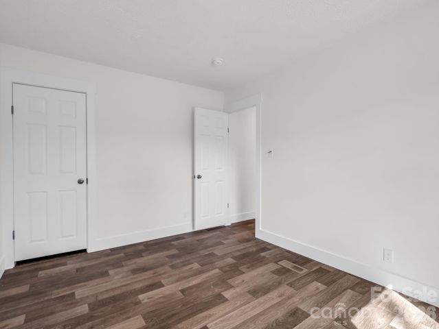 129 Haven Road, East Flat Rock, NC 28726