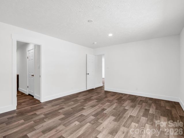 129 Haven Road, East Flat Rock, NC 28726