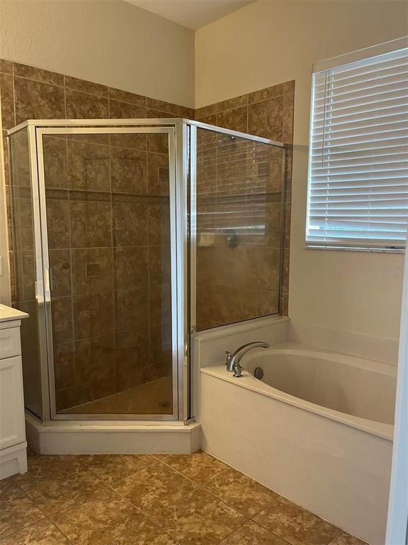 Image 18 of property listing at 16217 VIA SOLERA CIRCLE 101, Fort Myers, FL 33908