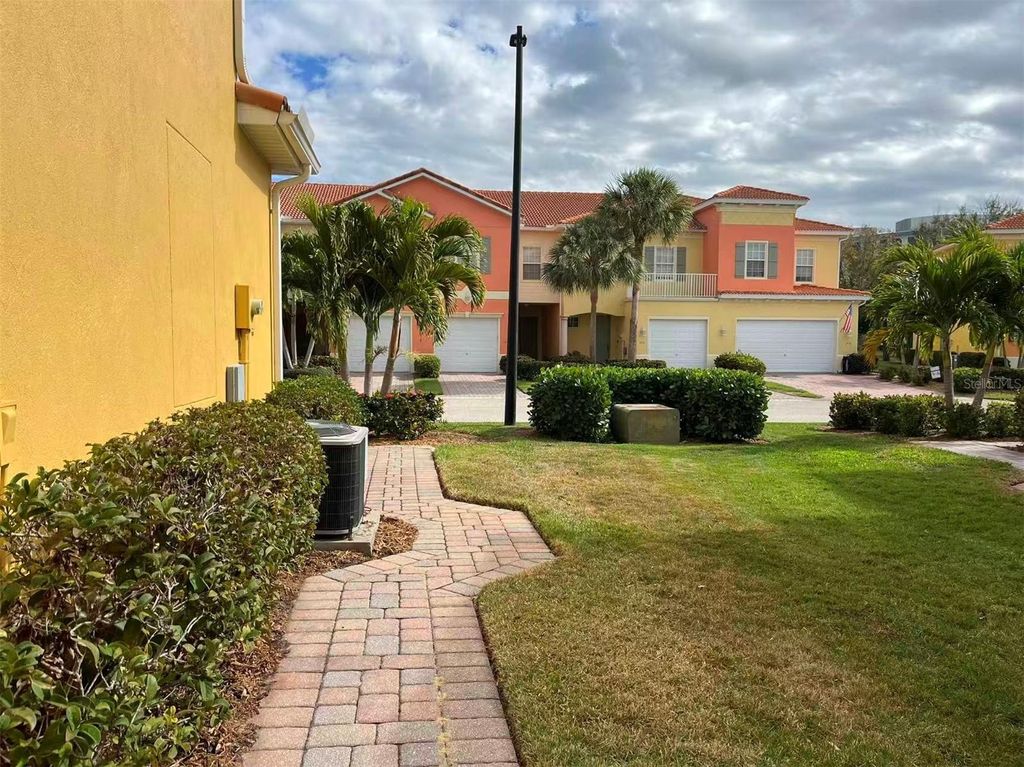 Image 31 of property listing at 16217 VIA SOLERA CIRCLE 101, Fort Myers, FL 33908