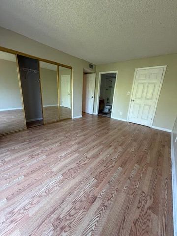 1750 N Congress Avenue 406, West Palm Beach, FL 33401