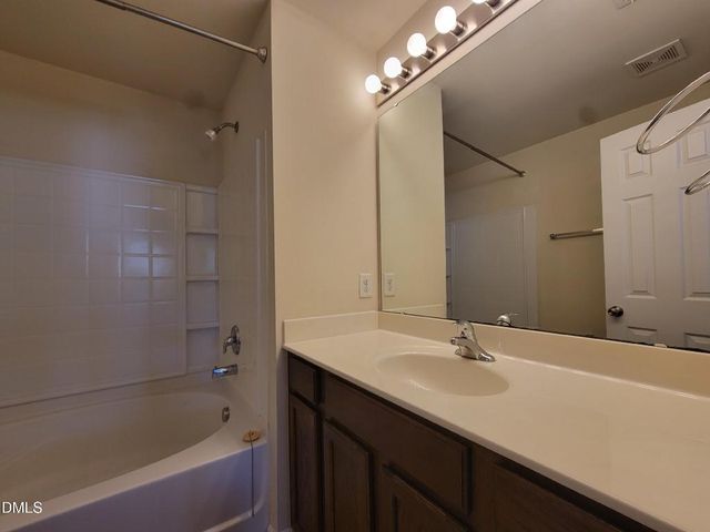 100 Stratford Lakes Drive Unit 251, Durham, NC 27713