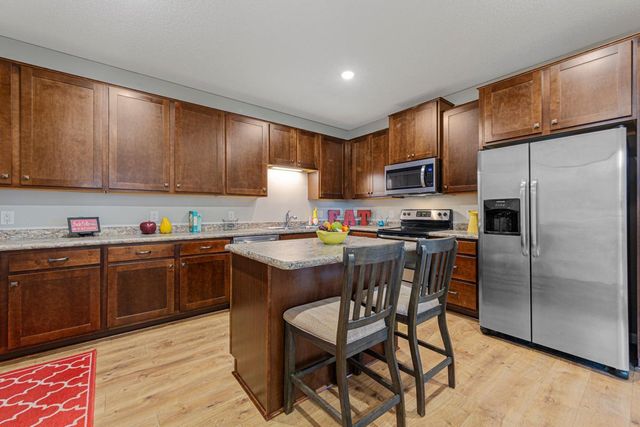 546 Cannon Way, Dundas, MN 55019