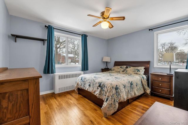 218-01 68 Ave 1Floor, Oakland Gardens, NY 11364