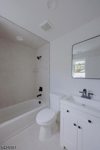 946 Moessner Ave, Union Twp., NJ 07083