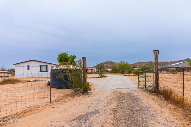 18633 W RUSTLER Road, Buckeye, AZ 85326