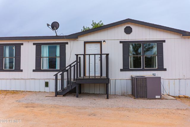 18633 W RUSTLER Road, Buckeye, AZ 85326