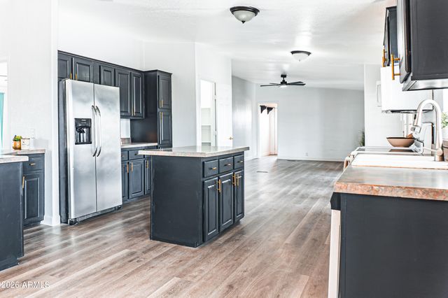18633 W RUSTLER Road, Buckeye, AZ 85326