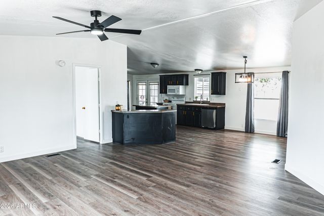 18633 W RUSTLER Road, Buckeye, AZ 85326