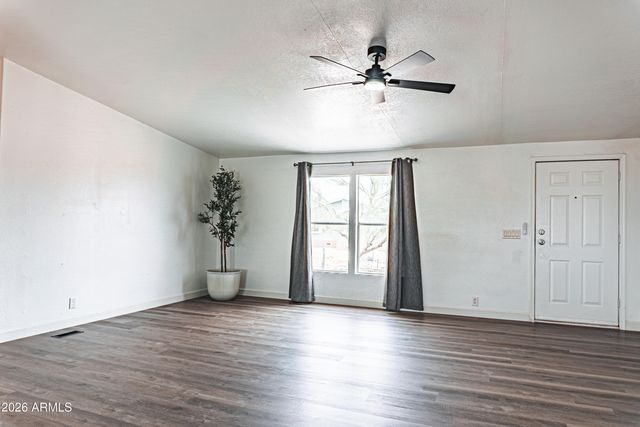 18633 W RUSTLER Road, Buckeye, AZ 85326