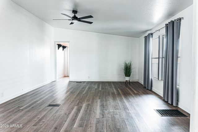 18633 W RUSTLER Road, Buckeye, AZ 85326