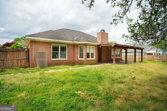 201 Willowgate Drive, Bonaire, GA 31005