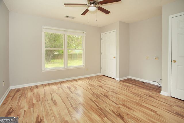 201 Willowgate Drive, Bonaire, GA 31005