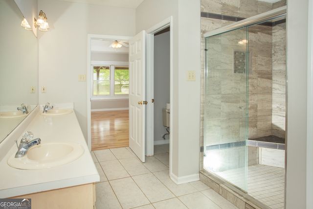 201 Willowgate Drive, Bonaire, GA 31005