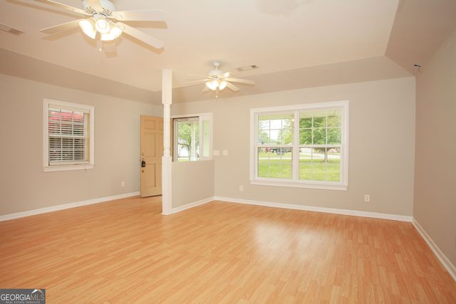 201 Willowgate Drive, Bonaire, GA 31005
