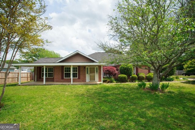 201 Willowgate Drive, Bonaire, GA 31005
