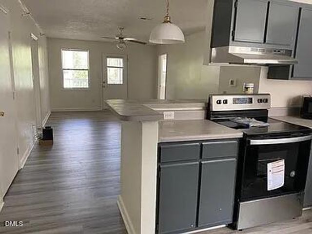 1120 Carlton Avenue 301, Raleigh, NC 27606