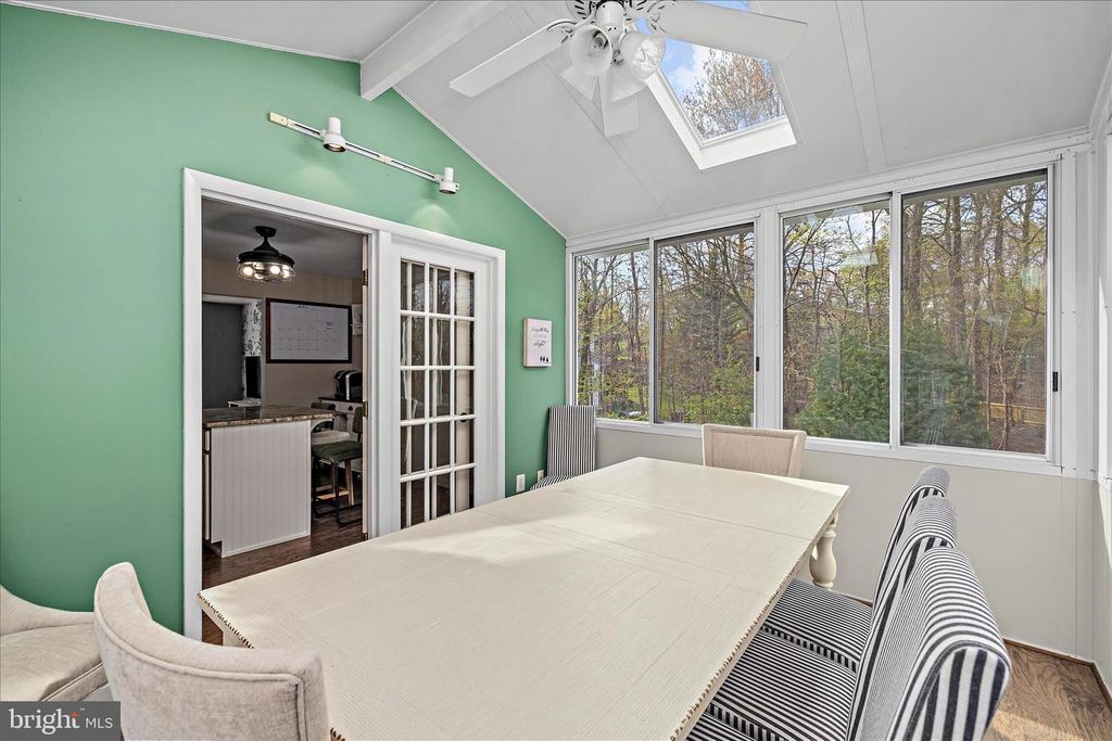 Image 25 of property listing at 109 WILEYS LN, Pasadena, MD 21122