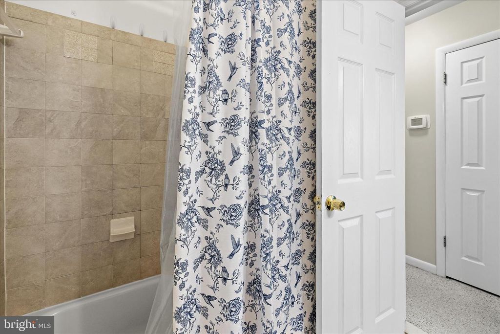 Image 37 of property listing at 109 WILEYS LN, Pasadena, MD 21122