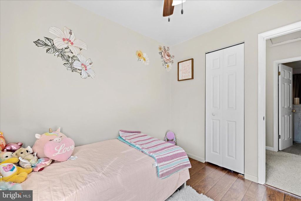 Image 42 of property listing at 109 WILEYS LN, Pasadena, MD 21122