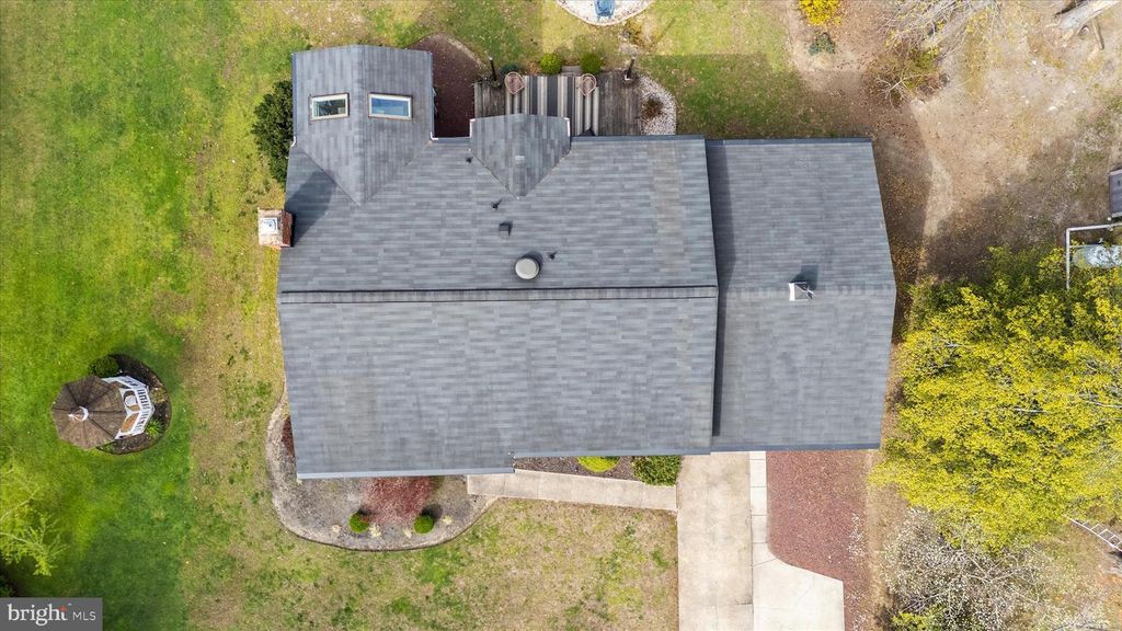 Image 58 of property listing at 109 WILEYS LN, Pasadena, MD 21122