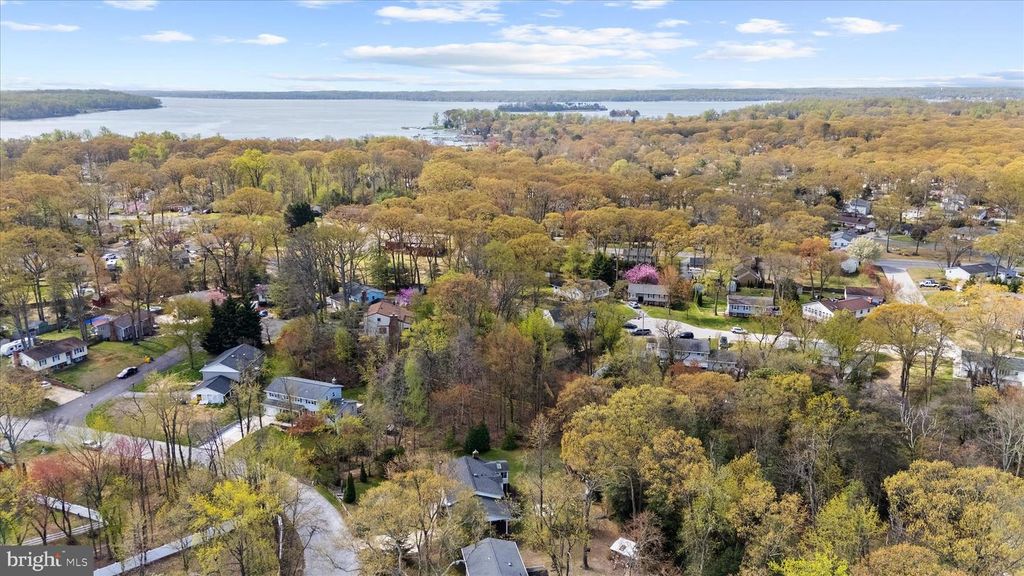 Image 64 of property listing at 109 WILEYS LN, Pasadena, MD 21122