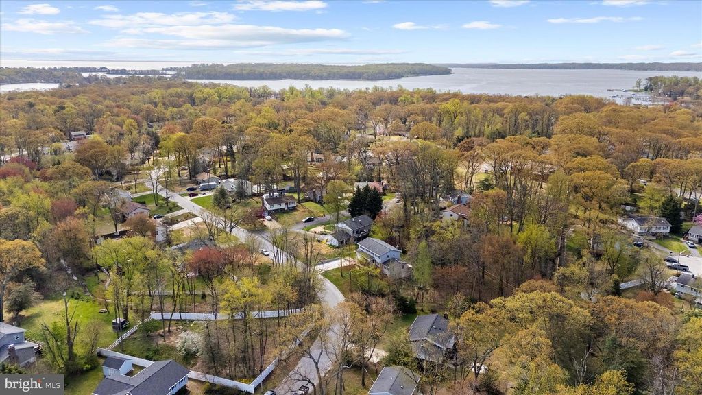 Image 65 of property listing at 109 WILEYS LN, Pasadena, MD 21122