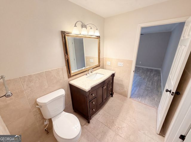1663 Seayes Road SW, Mableton, GA 30126