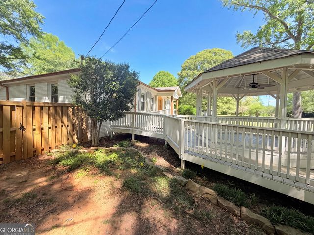 1663 Seayes Road SW, Mableton, GA 30126